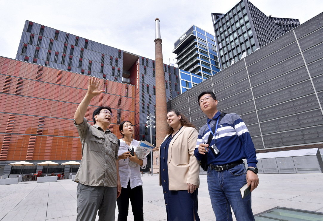 강기정 광주광역시장 등 광주시 대표단이 지난 23일과 24일 스페인 22@바르셀로나 혁신지구를 방문했다. 사진제공ㅣ광주광역시