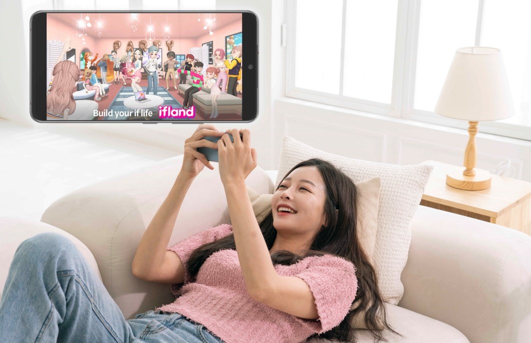 개설 이용자가 100일 만에 50만 명을 넘어선 SK텔레콤 메타버스 플랫폼 ‘이프랜드’의 개인공간 서비스 ‘이프홈’. 사진제공｜SK텔레콤