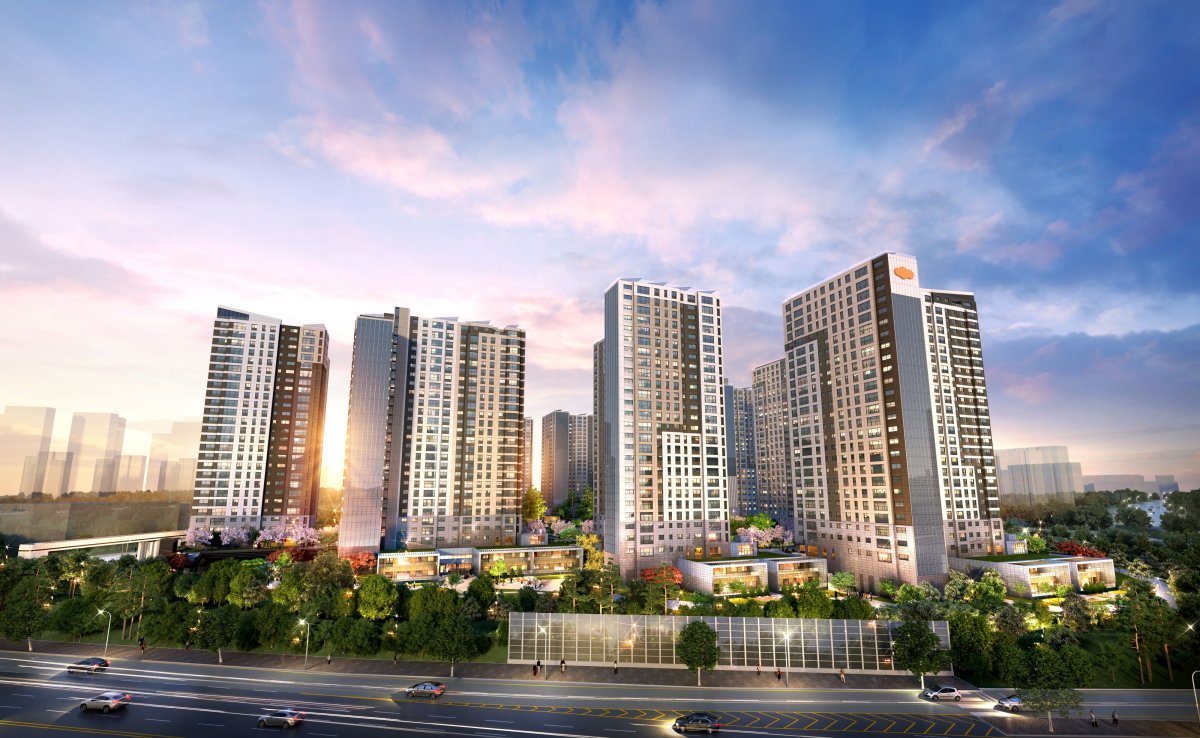 e편한세상 검단 웰카운티는 검단신도시 1단계 부지에 들어서 우수한 생활 인프라와 교육 환경을 누릴 수 있고 인근의 다양한
개발호재를 통해 높은 미래가치도 기대할 수 있어 예비 수요자들의 뜨거운 관심을 끌고 있다. 사진제공 | DL이앤씨