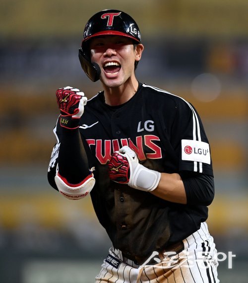 LG 홍창기. 스포츠동아DB