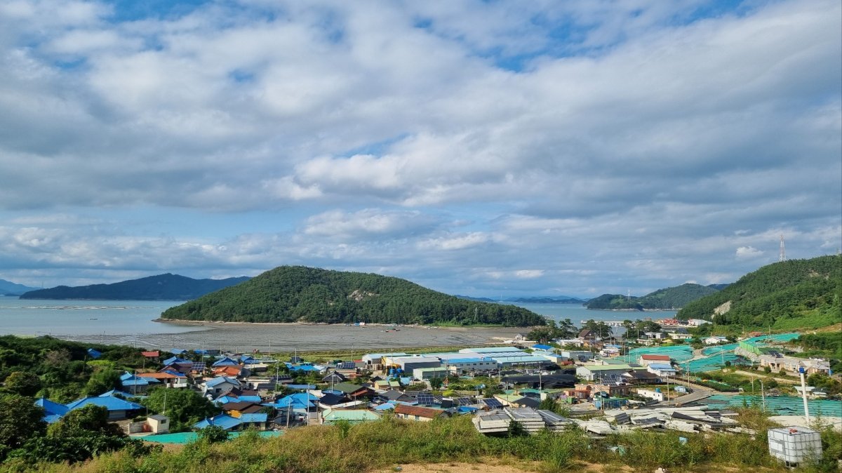 완도군 금일읍 동송마을 전경. 사진제공ㅣ완도군