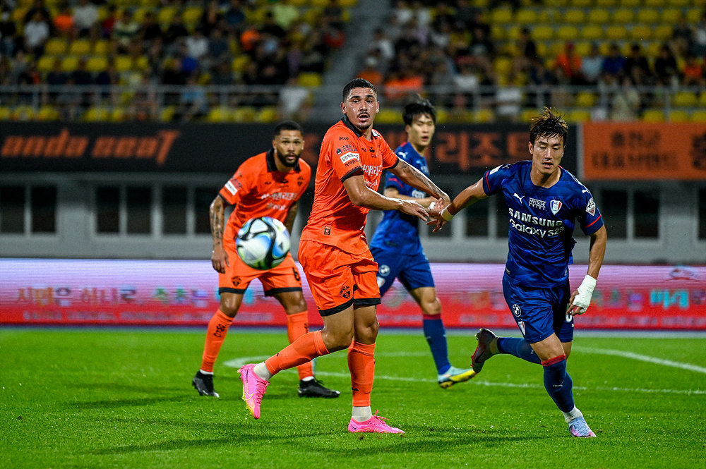 사진출처 | 강원FC 홈페이지