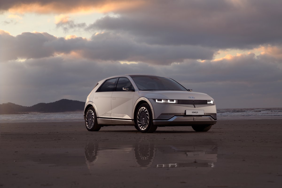 현대차는 다양한 전기차(BEV)와 하이브리드(HEV) 라인업을 운영해 영국 시장 지배력을 높여나가고 있다. 현대차 아이오닉5. 사진제공|현대차