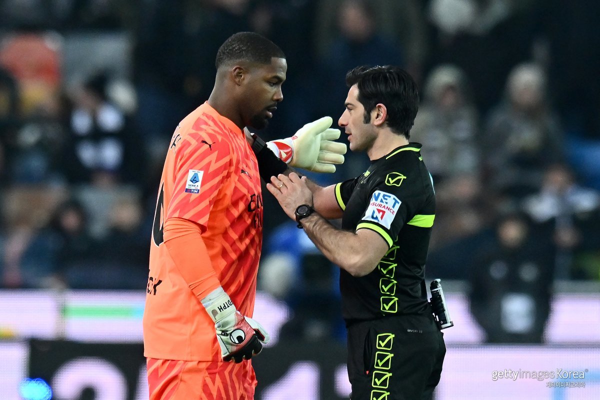 마이크 메냥(사진 왼쪽). 사진=게티이미지코리아