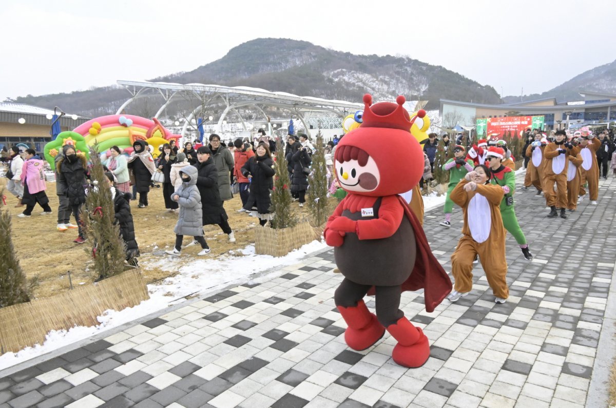 순창발효테마파크를 방문한 관광객들. 사진제공ㅣ순창군