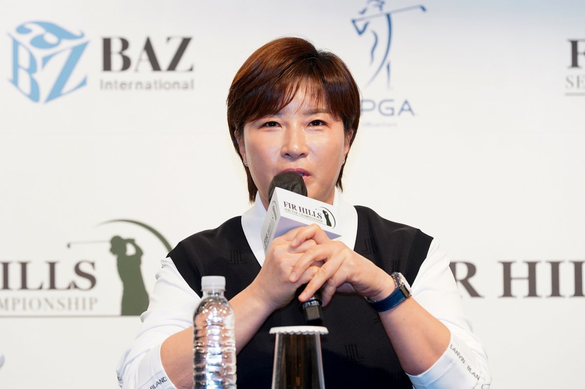 3월 LPGA 투어 ‘퍼힐스 박세리 챔피언십’을 개최하는 박세리가 19일 대회 설명회에서 취재진의 질문에 답변하고 있다. 사진제공 | 바즈인터내셔널