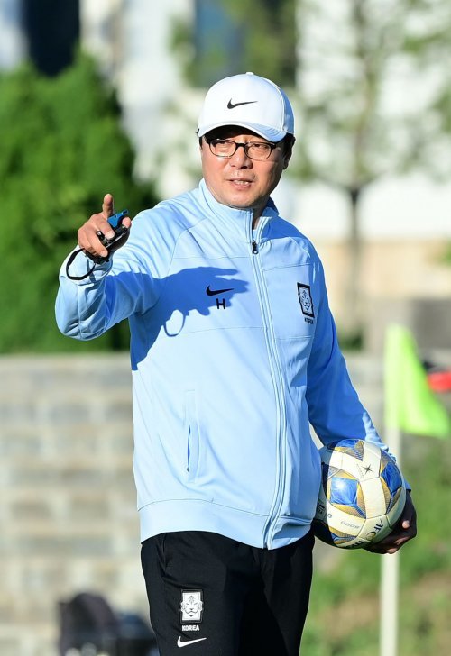 황선홍 감독. 사진제공 | 대한축구협회