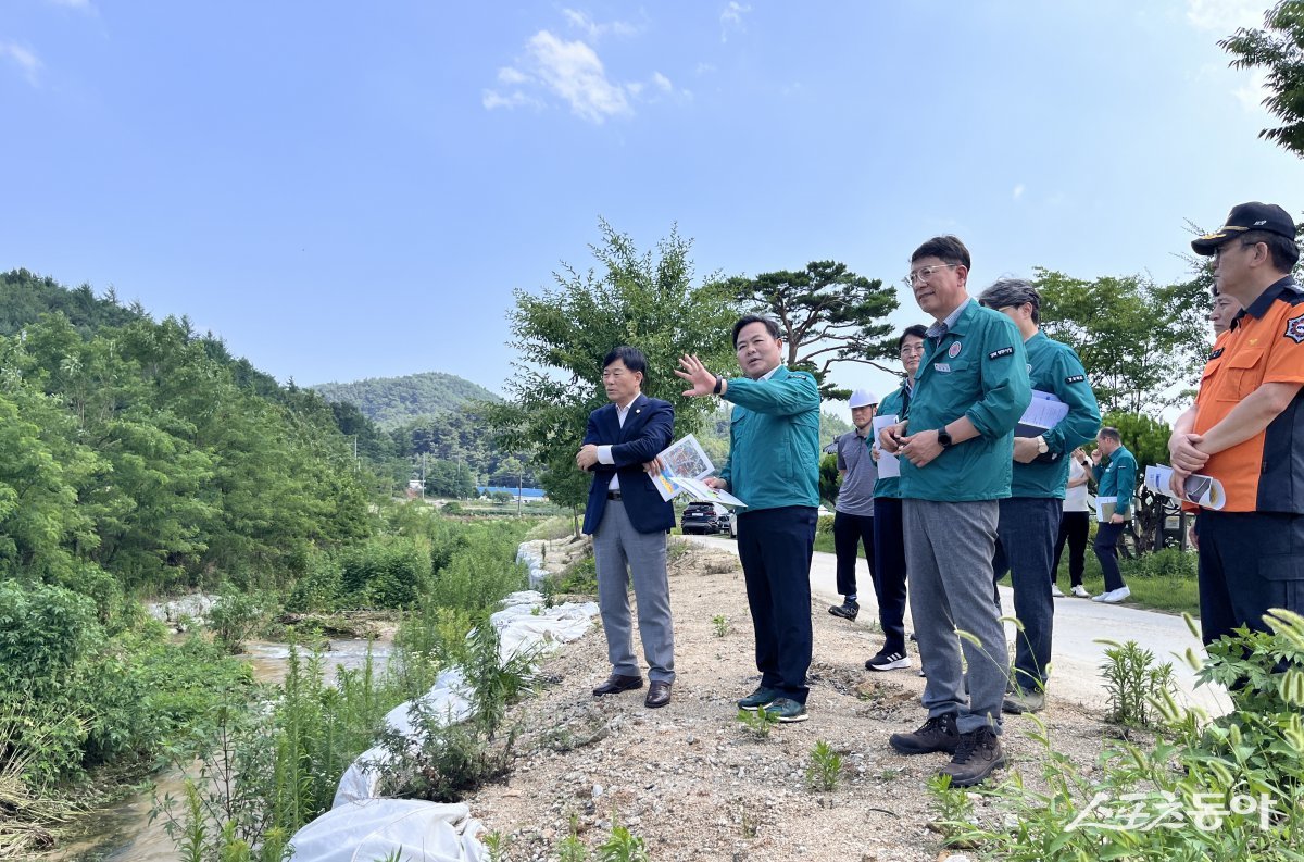 김학홍 행정부지사 재해 복구사업장 점검모습. /사진=경북도