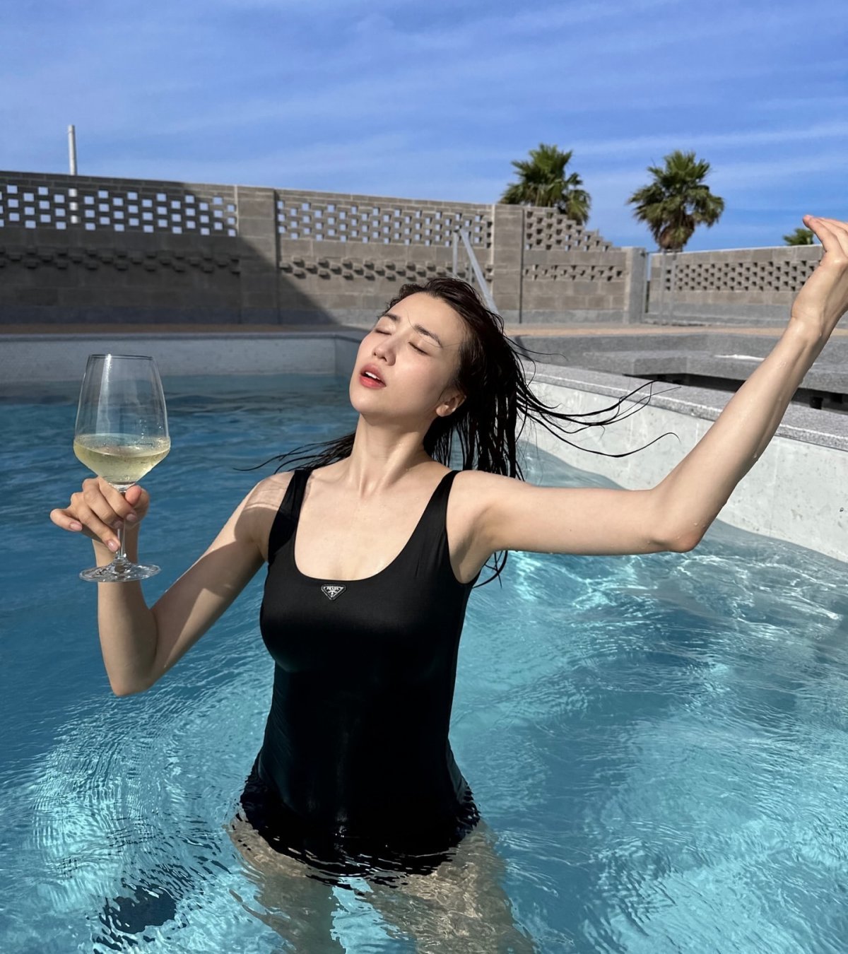 박하선, ♥류수영이 반할 만…늘씬한 수영복 자태 [DA★]｜스포츠동아