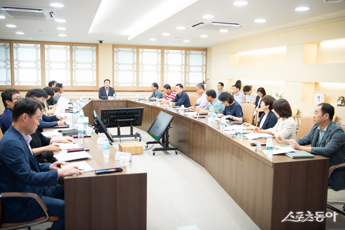 김장호 구미시장 주재로 한국후계농업경영인 전국대회 추진보고회가 진행되고 있다./사진=구미시