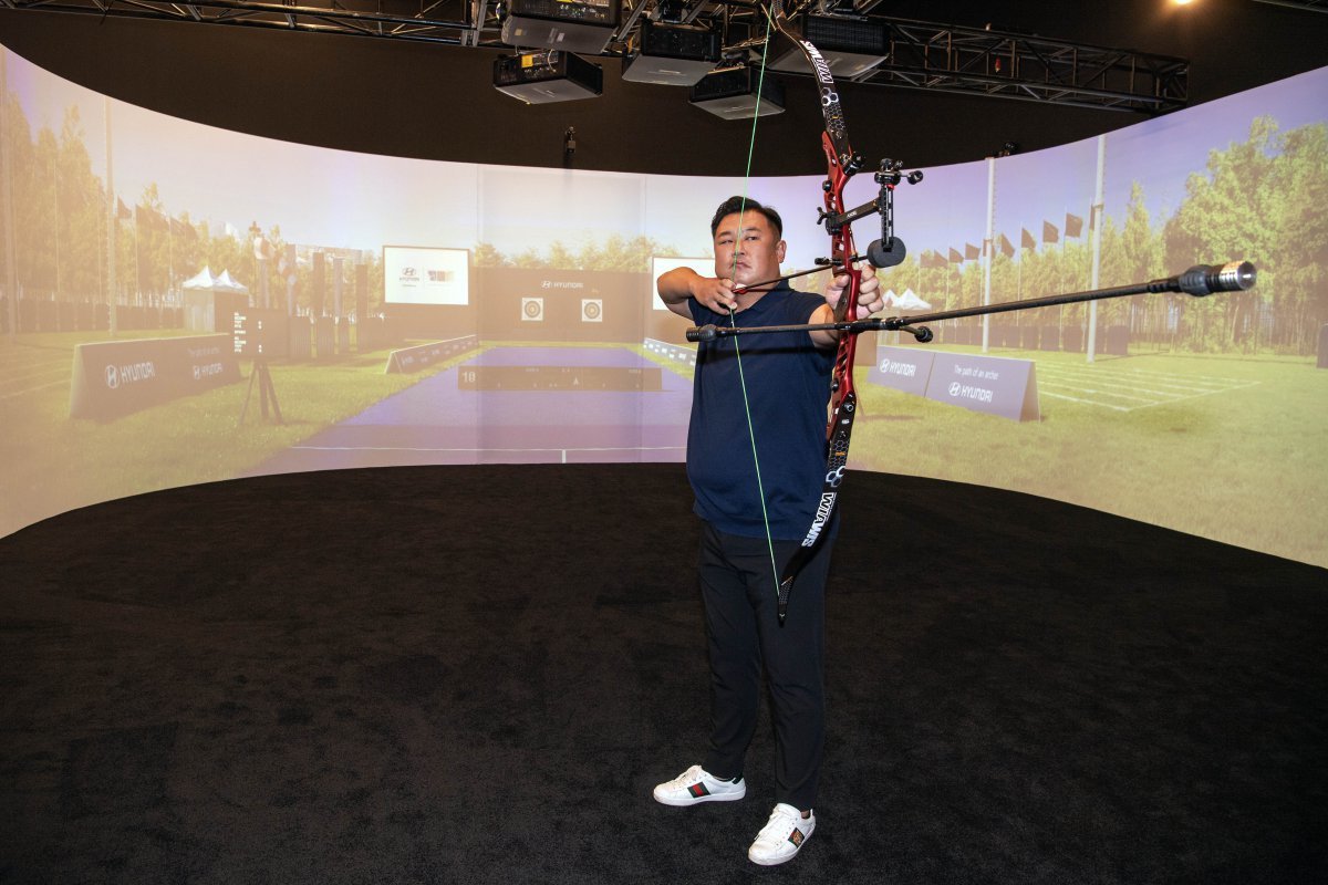 현대차그룹 양궁 체험행사에 참여해 양궁을 슈팅하고 있는 오진혁 선수. 사진제공 ｜현대차