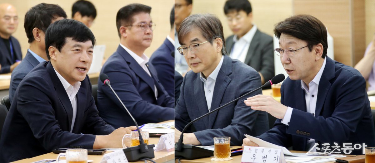 전주시가 5일 더불어민주당 전주시을 지역위원회와 함께 전주시청 회의실에서 정책간담회를 개최했다. 사진제공=전주시