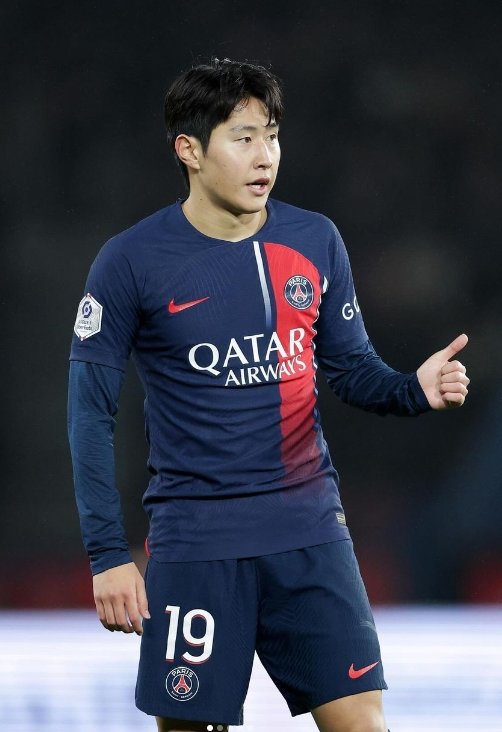 PSG 이강인은 새 시즌 팀의 리그앙 4연패 달성에 앞장설 채비를 마쳤다. 음바페가 레알 마드리드로 떠났고, 주 공격수들이 미덥지 못한 가운데 그의 역할이 커질 것으로 보인다. 사진출처｜이강인 SNS