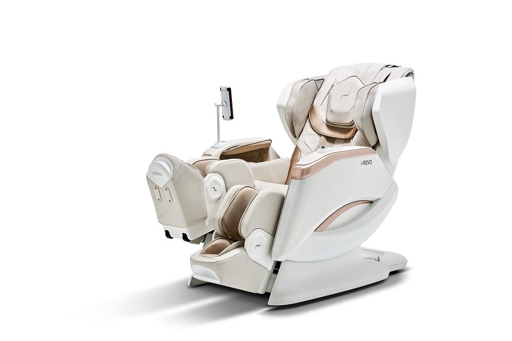 바디프랜드가 ‘마사지 대중화’에 박차를 가하고 있다. 헬스케어로봇으로 재탄생한 ‘2024 아이로보’. 사진제공|바디프랜드