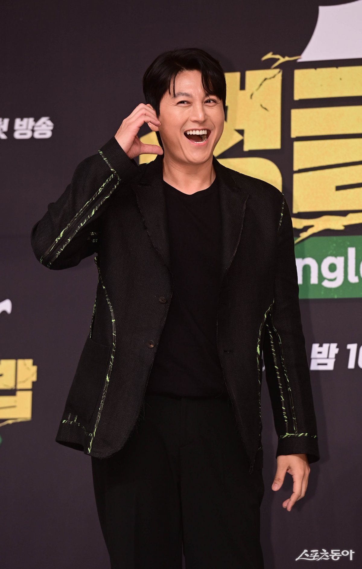 배우 류수영이 12일 서울 양천구 목동 SBS 본사 SBS홀에서 열린 새 예능프로그램 ‘정글밥’ 제작발표회에서 포즈를 취하고 있다. 사진제공|SBS