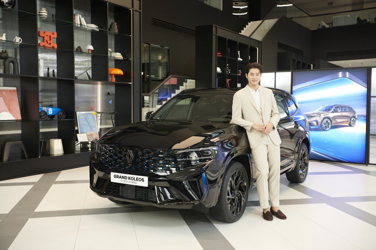 르노코리아가 남자 펜싱 금메달리스트 오상욱(사진)을 뉴 르노 그랑 콜레오스 공식 앰버서더로 발탁했다. 사진제공 ｜르노코리아