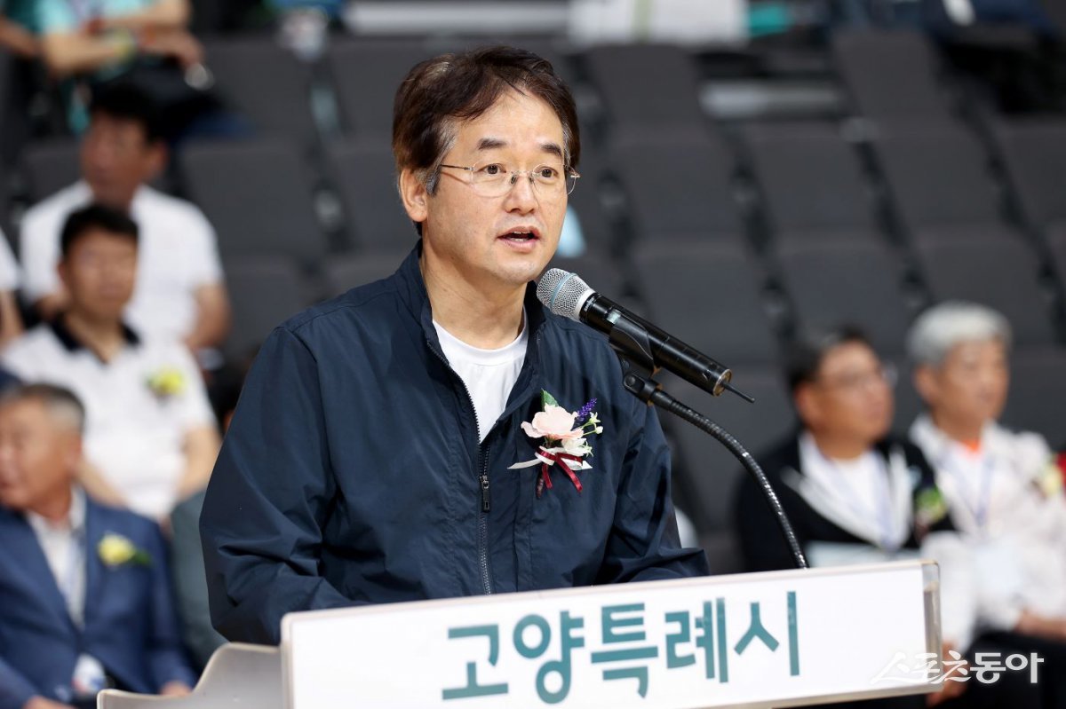 이동환 시장이 축사를 하고 있다.  사진제공ㅣ고양시