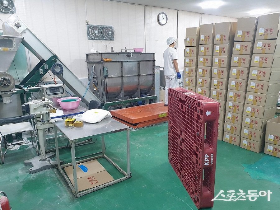 식품위생법 위반 업체 복합조미식품 제조 모습. 사진제공｜대전시청