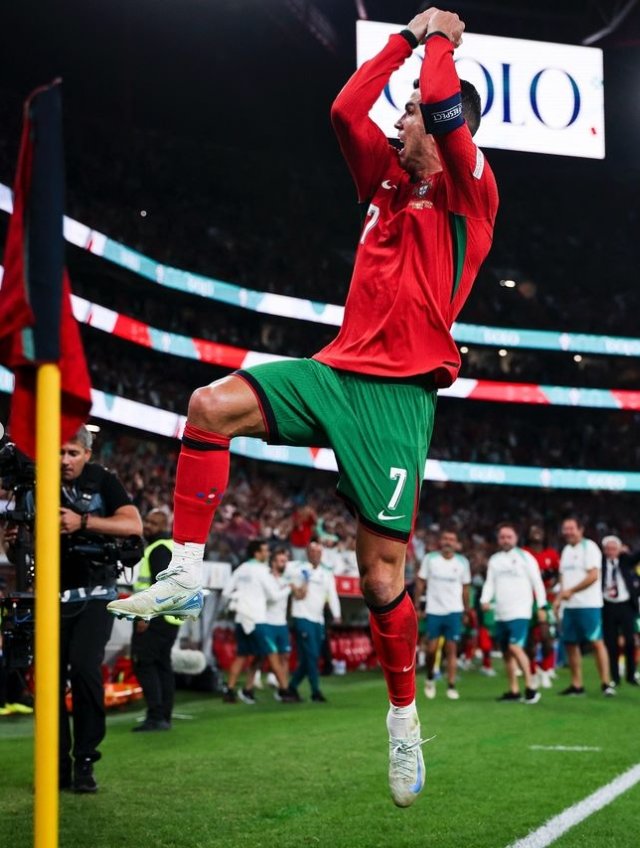 포르투갈의 크리스티아누 호날두가 9일(한국시간) 이스타디우 다 루즈에서 열린 스코틀랜드와 홈경기 후반 43분 결승골을 넣은 뒤 세리머니를 펼치고 있다. 사진출처｜포르투갈축구협회 SNS