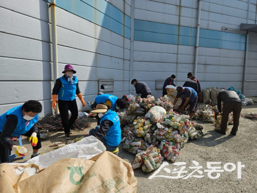 한국환경공단 광주전남제주환경본부가 한국농촌지도자전라남도연합회와 합동으로 ‘영농폐기물 수거 경진대회’를 개최한다. 사진제공=한국환경공단 광주전남제주환경본부