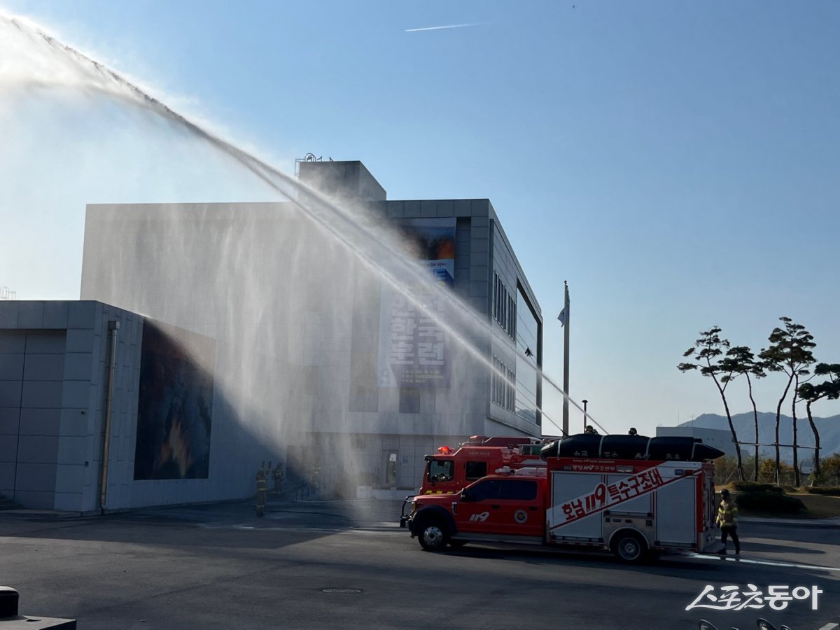 화순군이 오는 29일 전기차로 인한 대형 화재를 대비한 ‘2024 재난대응 안전한국훈련’을 실시한다. 사진제공=화순군