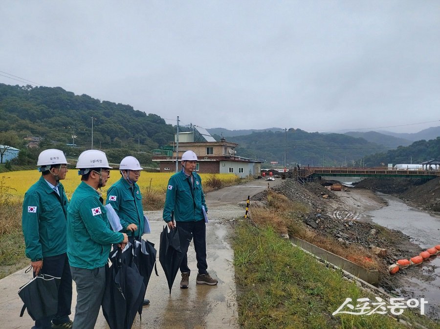 충남도는 집중호우로 큰 피해를 입은 보령·부여·청양 3개 시군에서 재해복구사업이 신속하고 완벽하게 진행될 수 있도록 현장점검을 실시했다. 사진제공｜충남도청