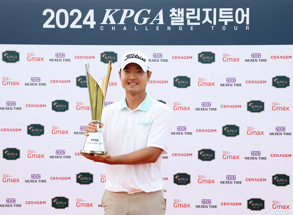 KPGA 챌린지투어 20회 대회 우승자 윤범훈.