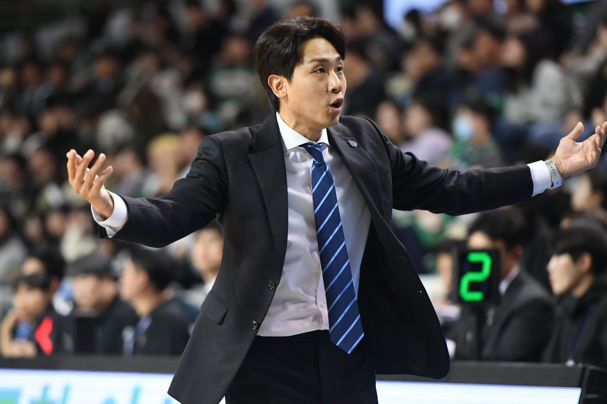 소노 김태술 감독. 사진제공 | KBL