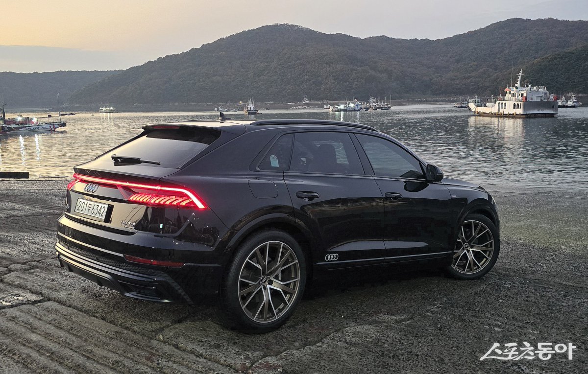 14=SUV Ȱ뼺 ŷ  αƿ Q8 50 TDI ý±