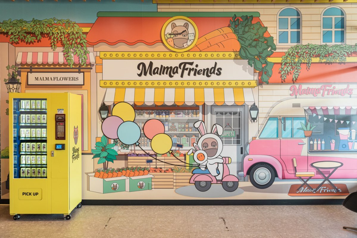 놀라운지 말마프렌즈 포토존과 굿즈 자판기              사진제공｜한국마사회