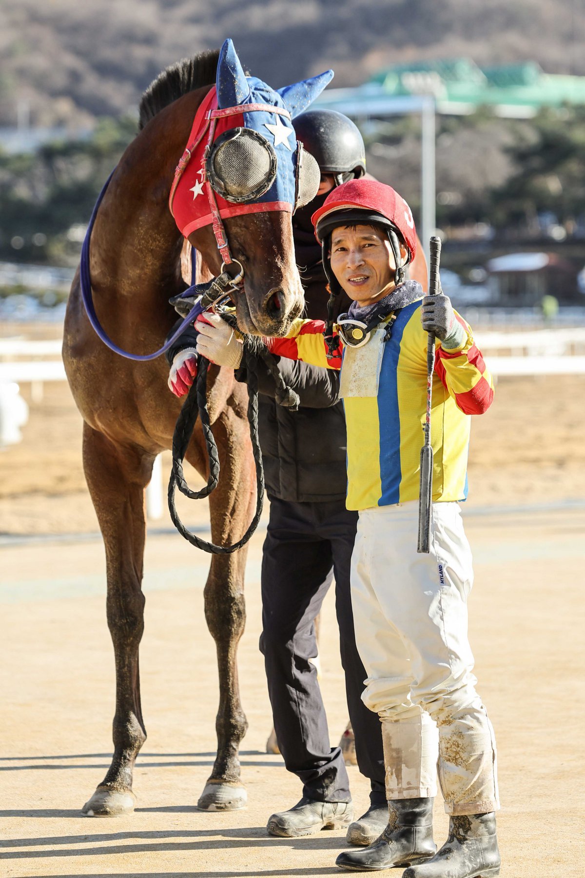 엘도라도강남과 문정균 기수. 데뷔전부터 계속 호흡을 맞춰온 단짝이다   사진제공｜한국마사회