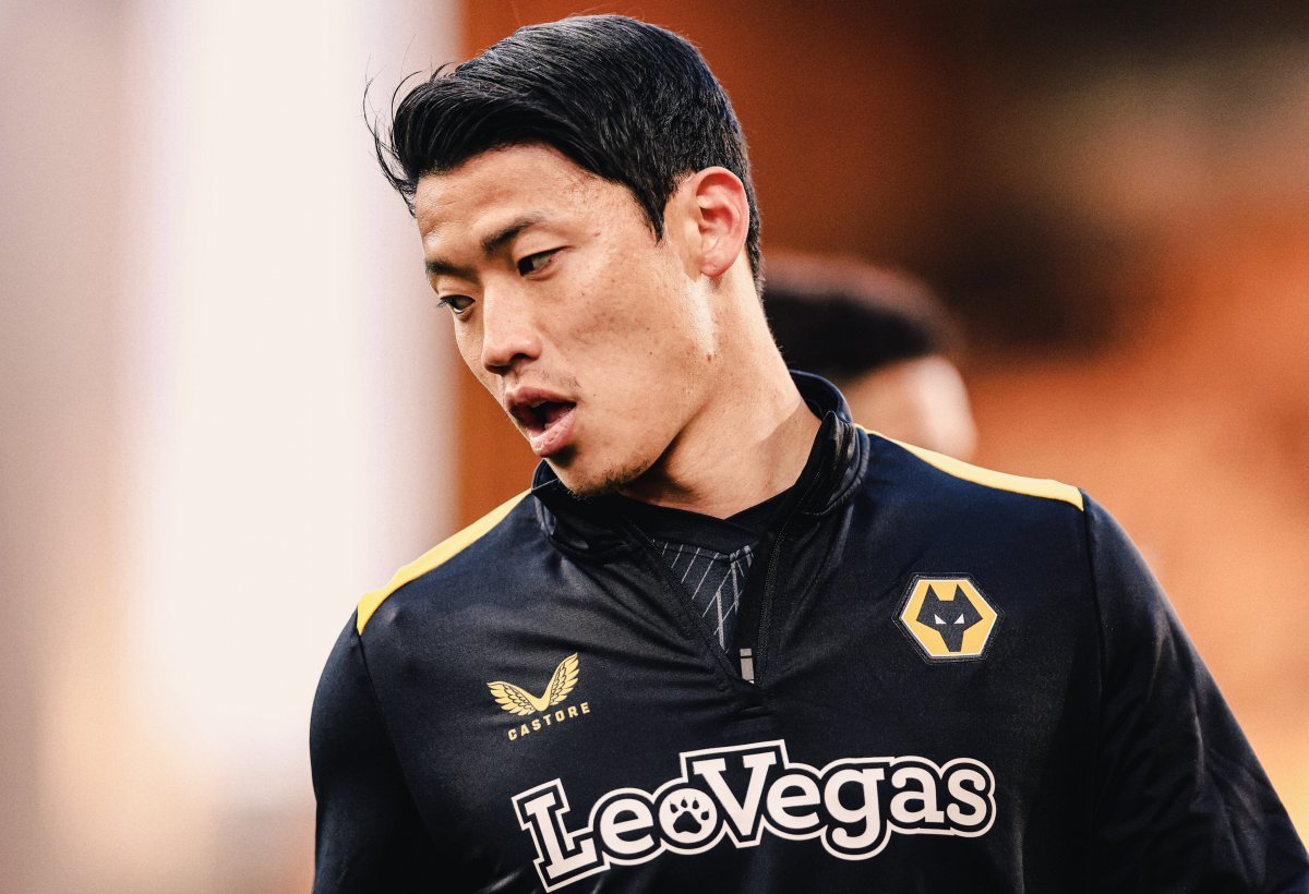 울버햄턴 황희찬의 이적 가능성이 제기됐다. 현재 19위로 팀 성적이 좋지 않을 뿐 아니라, 선수 본인도 입지가 흔들리고 있어 이적설이 수면 위로 떠오르고 있다. 사진출처|울버햄턴 SNS