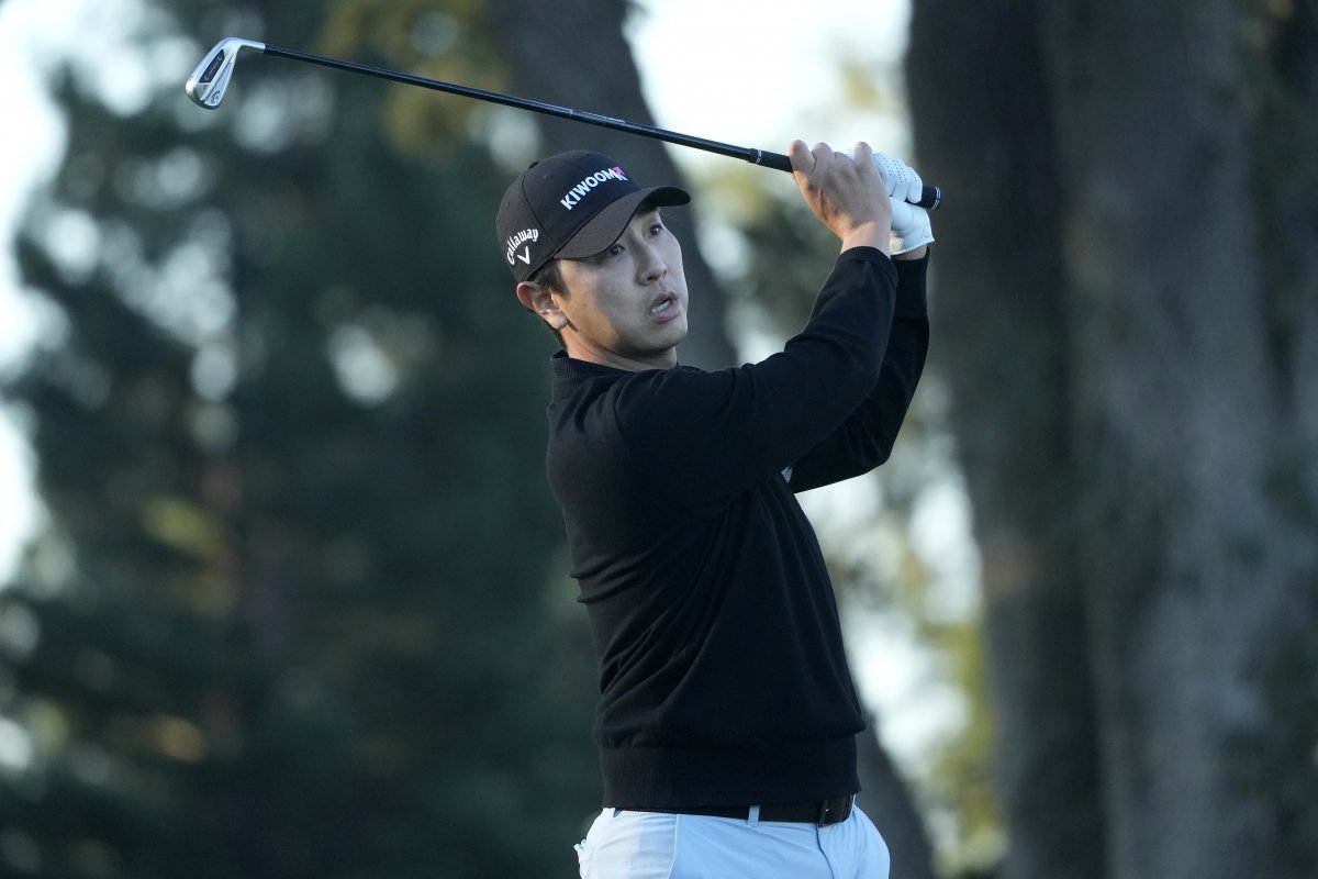 Sangmoon Bae hits from the second tee during the first round of the Procore Championship PGA golf tournament at the Silverado Resort North Course in Napa, Calif., Thursday, Sept. 12, 2024. (AP Photo/Jeff Chiu)