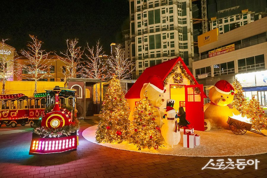 거북섬 광장 산타마을 풍경. 사진제공|시흥시청