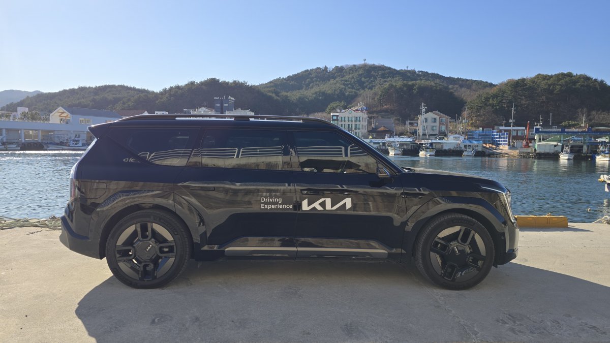 GT라인 전용 다크실버 휠이 매력적인 EV9 GT-LINE 측면 디자인. 원성열 기자 sereno@donga.com