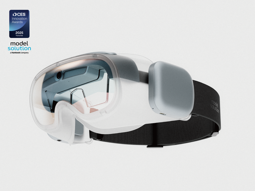 CES 2025 혁신상을 수상한 모델솔루션 AI 스마트 고글. 사진제공 |한국앤컴퍼니그룹