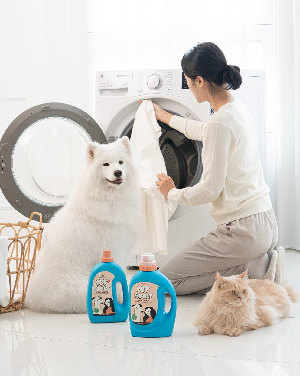 LG생활건강이 1500만 명 반려 인구를 겨냥해 반려동물 라인업을 확대하고 있다. 반려 인구 전문 브랜드 ‘팻-패밀리’ 제품군. 사진제공|LG생활건강