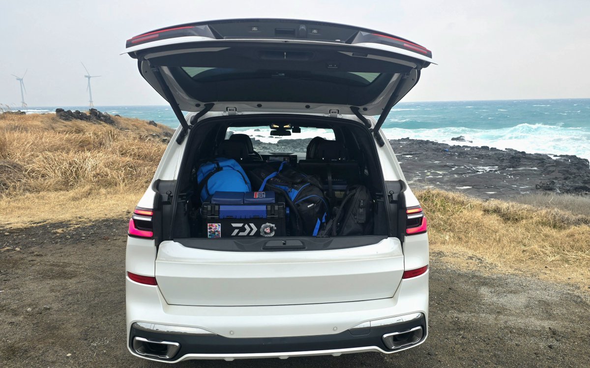 BMW X7 xDrive 40i 적재 공간. 원성열 기자 sereno@donga.com