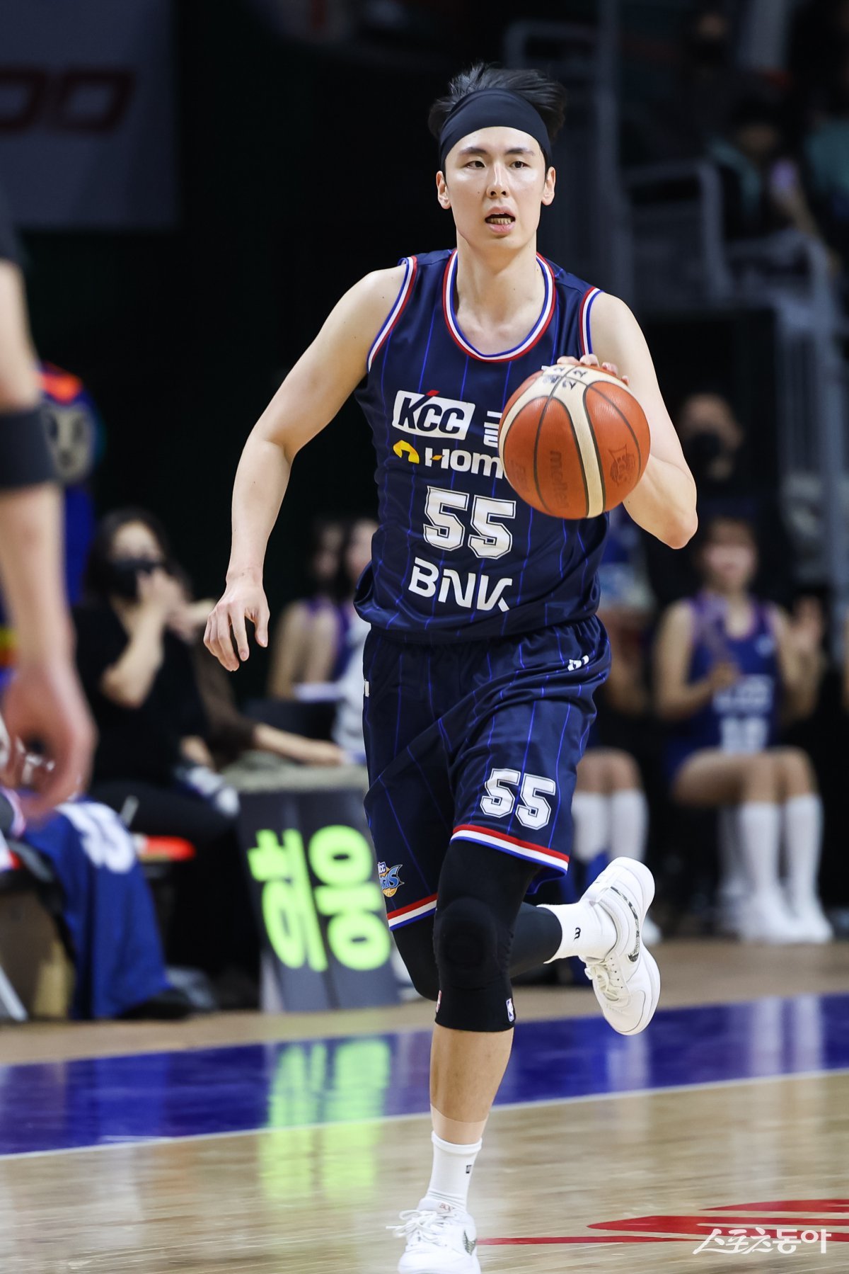 KCC 송교창도 2일 사직체육관에서 열린 KT와 홈경기로 복귀를 알렸다. 사진제공|KBL