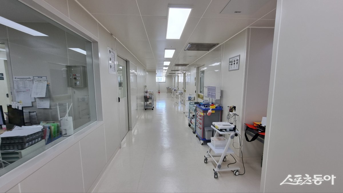 온종합병원이 운영하고 있는 국가지정 코로나치료음압병상 모습. (사진제공=부산 온종합병원)