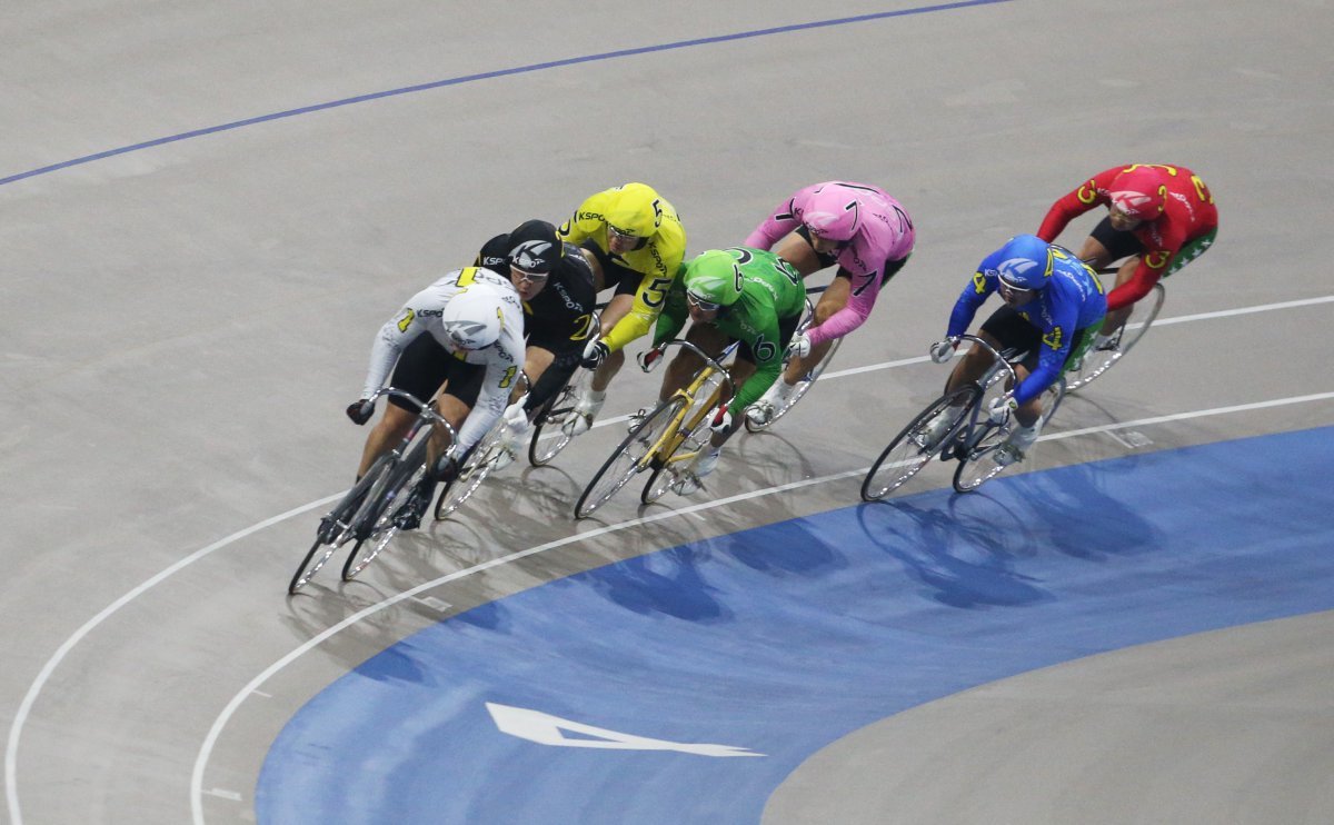 광명스피돔에서 우수급 선수들이 경주를 펼치고 있다                   사진제공｜국민체육진흥공단