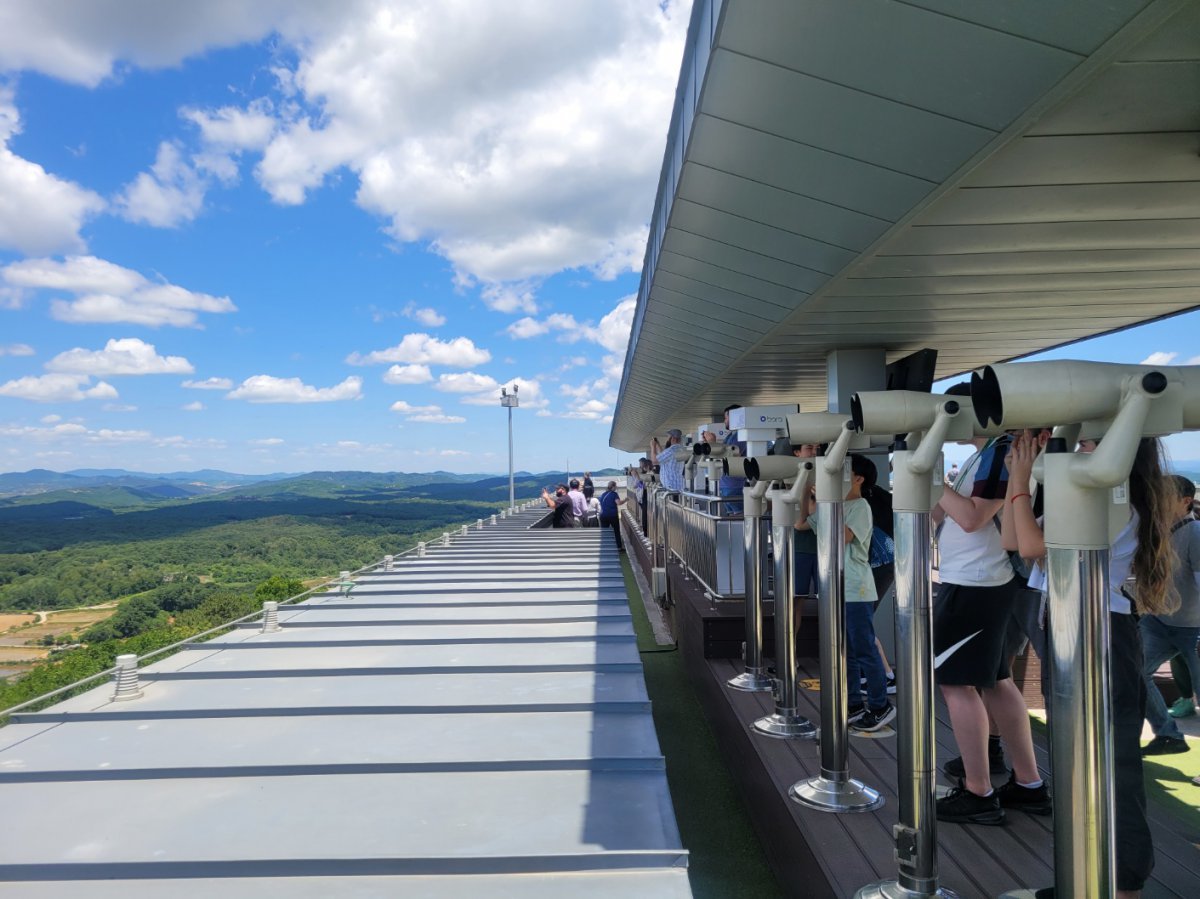 ‘광복 80호, DMZ 평화열차’ 1코스의 파주 도라전망대 사진제공|코레일관광개발