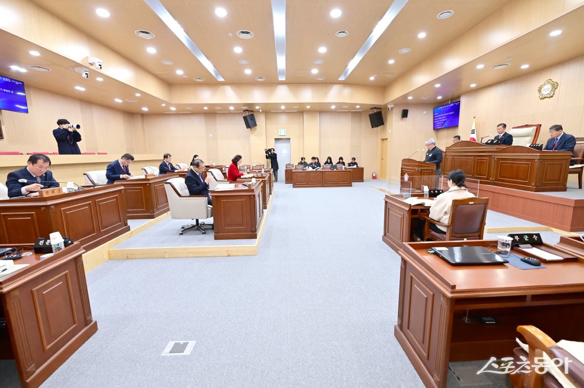 청송군의회, 제278회 임시회 개최.사진제공 l 청송군