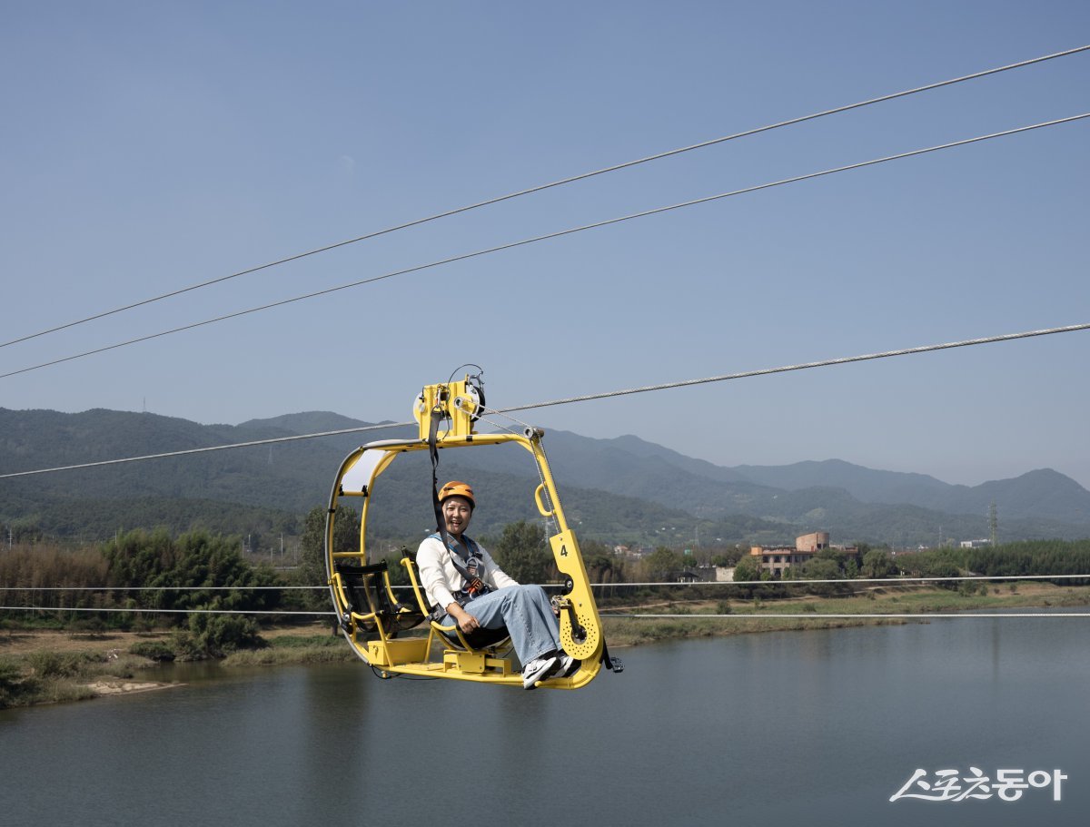 구례군 섬진강 스카이바이크 체험시설. 사진제공=구례군