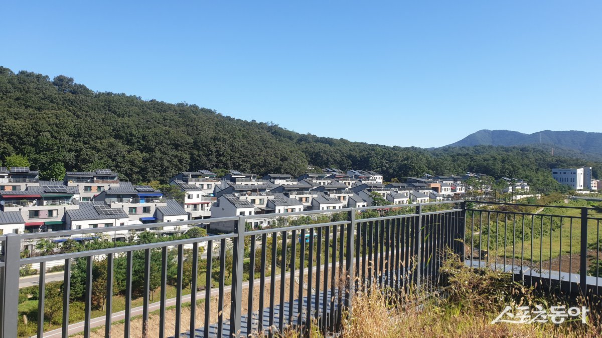 신재생에너지원 융복합 시설이 설치된 주택. 사진제공ㅣ고양시