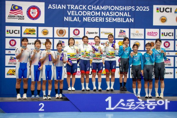 말레이시아에서 진행된 2025 트랙(사이클) 아시아선수권대회 시상식 모습. 사진제공 ㅣ 상주시