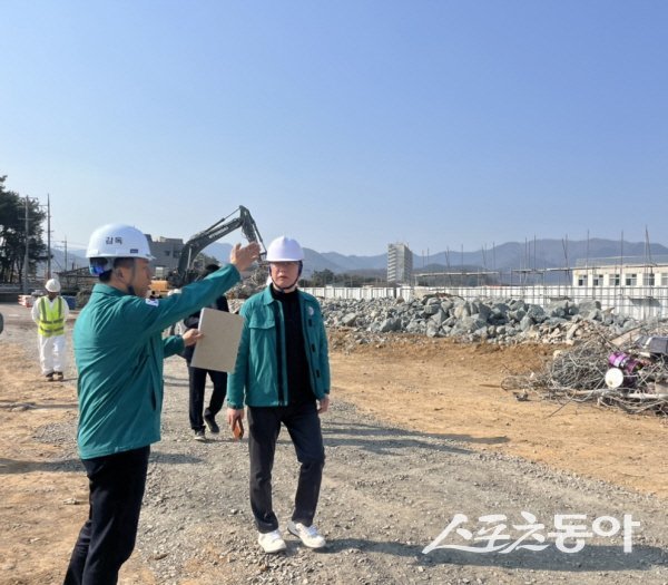 청도교육지원청이 신학기 대비 안전한 교육환경을 위해 현장점검을 실시하고 있다. 사진제공 ㅣ 청도교육청