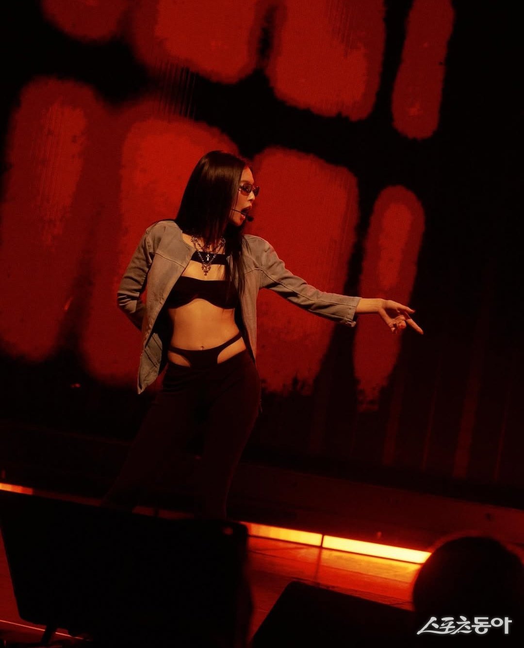 사진출처|제니 공식 SNS