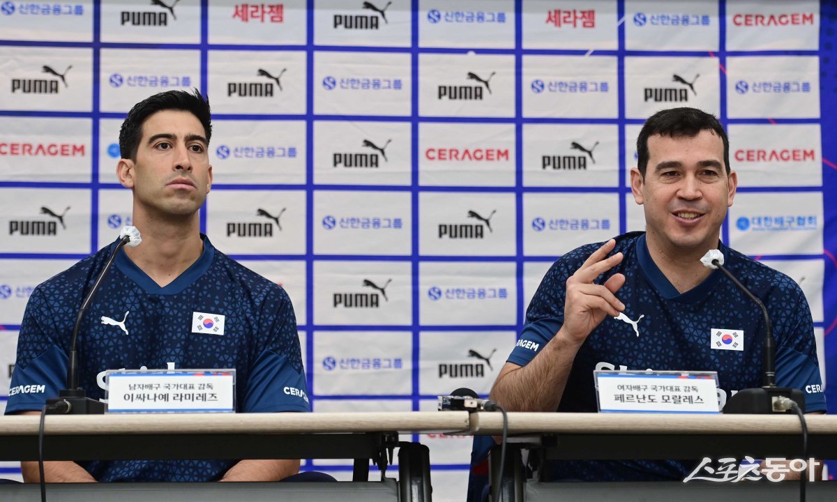 이사나예 라미레즈 남자배구대표팀 감독과 페르난도 모랄레스 여자배구대표팀 감독(왼쪽부터)은 오는 5월부터 주요 국제대회 준비에 나선다. 올해 당면 과제는 단연 국제경쟁력 강화다. 스포츠동아DB