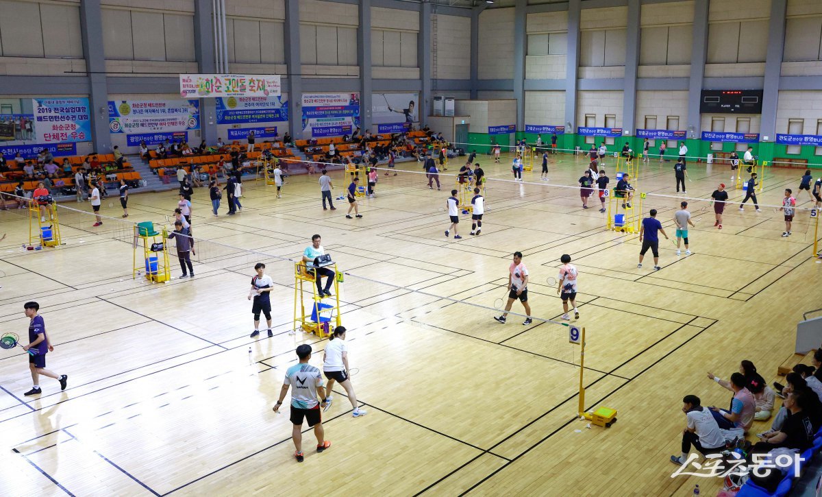 화순군은 오는 22일부터 23일까지 ‘2025년 화순군체육회장배 및 화순적벽배 배드민턴 축제’를 개최한다. 사진제공=화순군